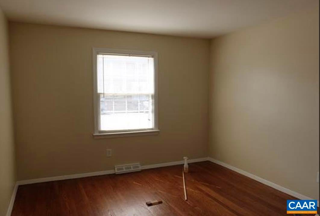 Photo - 162 Hessian Hills Way Unit 2