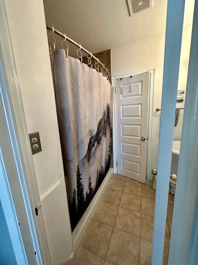 Photo - Peaceful northside home