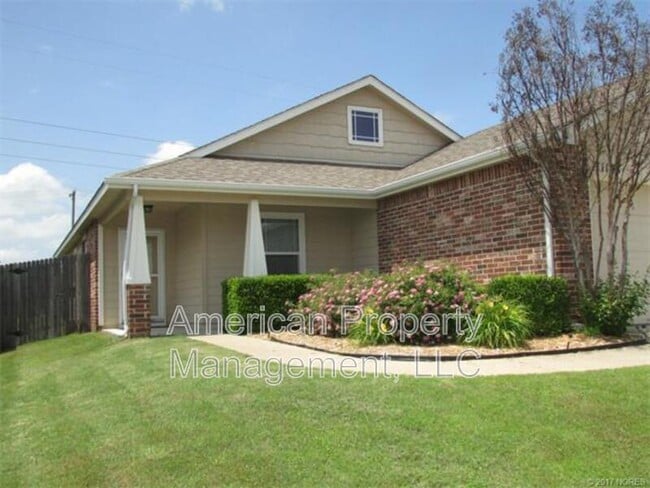 Photo - 11108 N 143rd E Ave