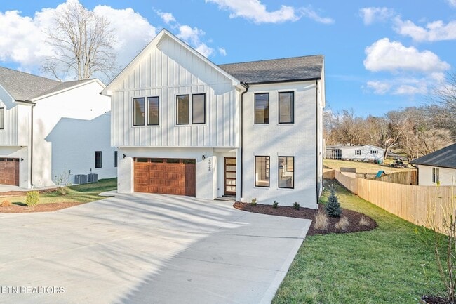 Photo - 7826 S Northshore Dr