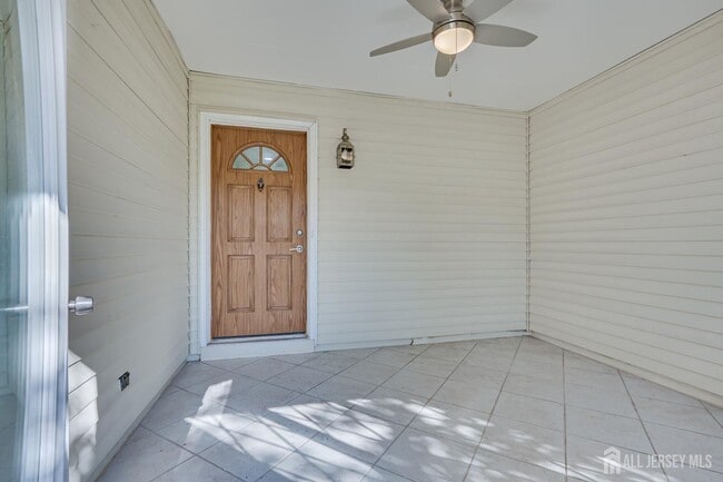 Photo - 6 Woodbury Rd