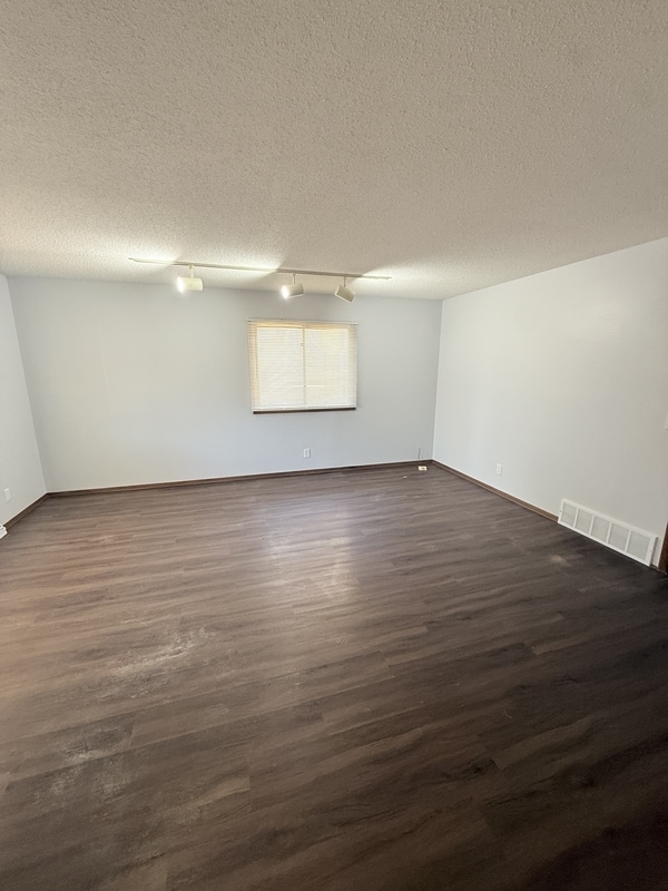 Photo - 509 Sunnyside Ln