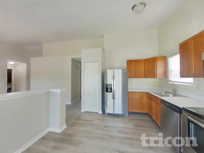 Photo - 4831 Dietzen Blvd