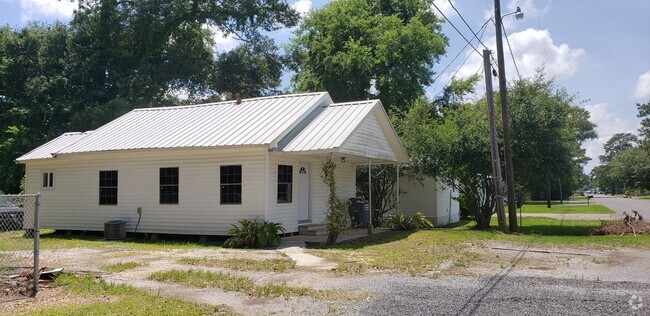 Building Photo - 1814 E Lafayette St Rental