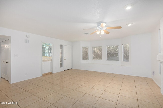 Photo - 11017 N 109th Way