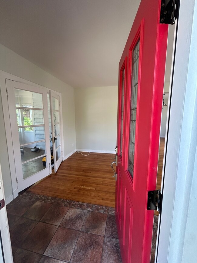 Photo - 4644 French St