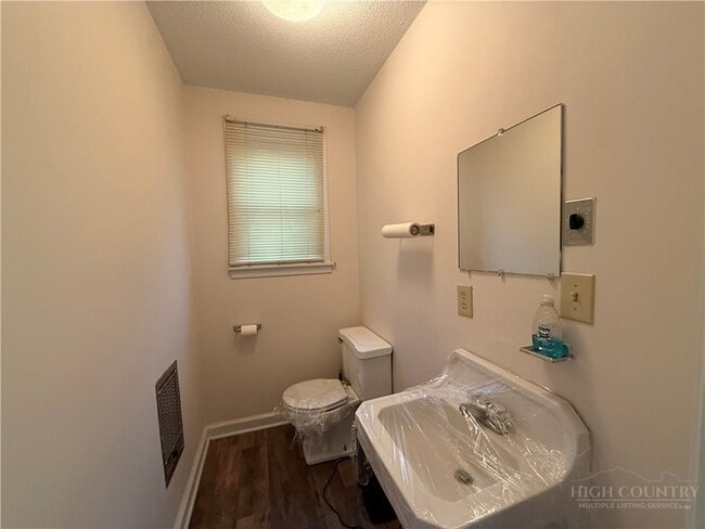 Photo - 519 E Main St