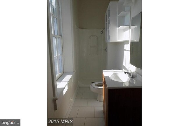 Building Photo - 113 E Main St Unit 4 Rental