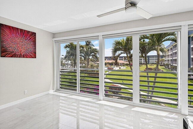 Photo - 3351 Spanish Trail Unit 212