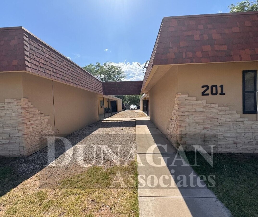 2 bedroom 1 bath apartment - 2 bedroom 1 bath apartment