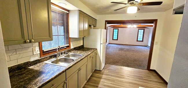 Photo - 3306-3308 Shelley Dr Unit 3308