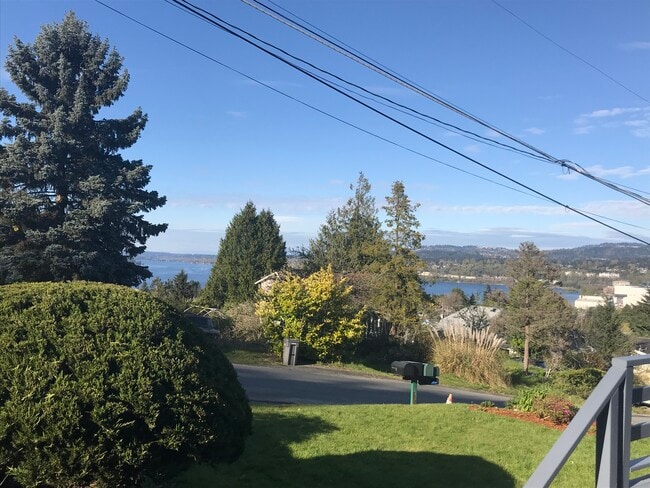 Photo - 8223 S 123rd St Unidad MIL