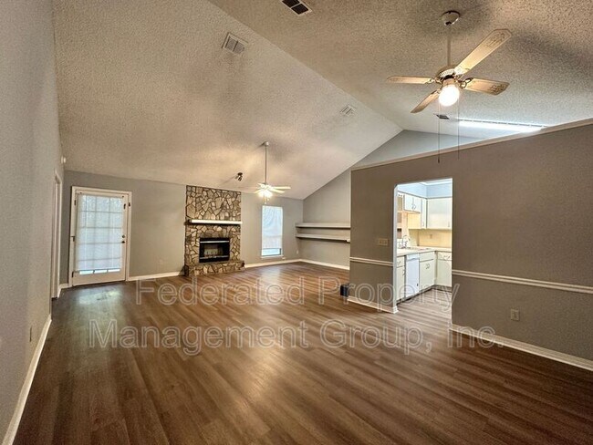 Photo - 1680 Sandy Hollow Loop