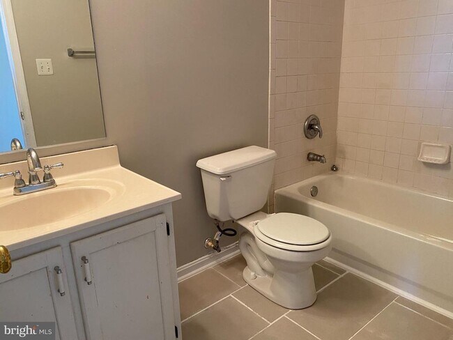 Photo - 1727 Wood Carriage Way