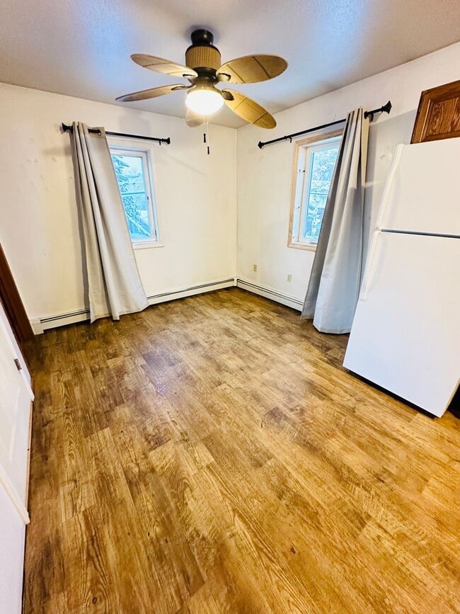 Photo - 4th Ave - 910/908/908B Unit 910