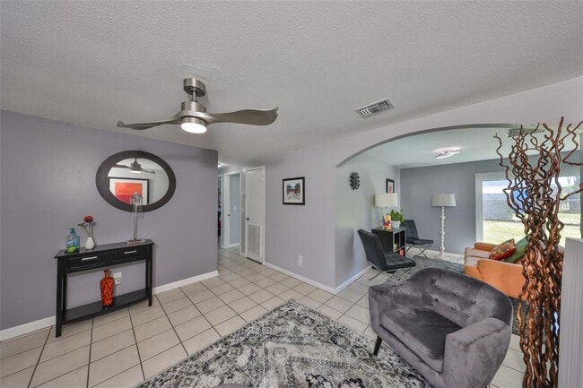 Photo - 6025 Florida Cir S