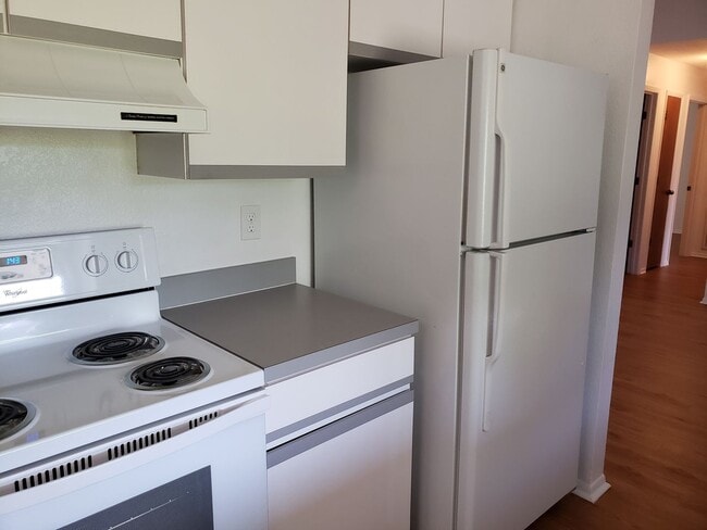 Photo - 325 Lenoir St NW