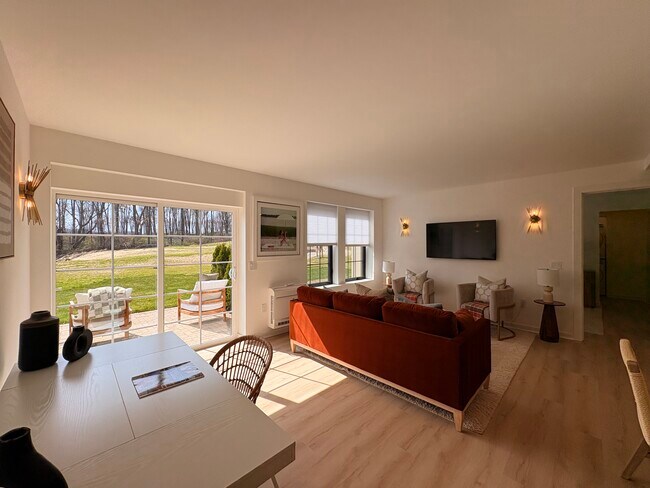 Photo - The Loren at King Street