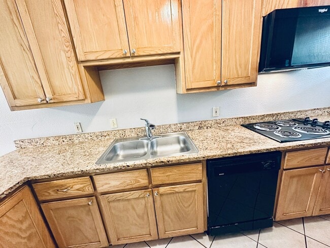 Photo - Regency North Apartments