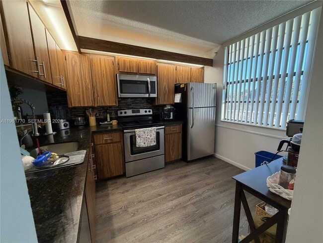 Photo - 1717 Whitehall Dr Unidad 401