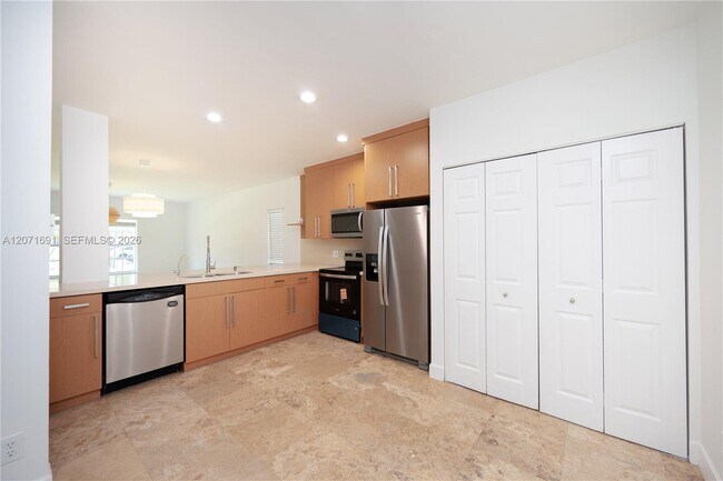 Photo - 16219 Emerald Cove Rd