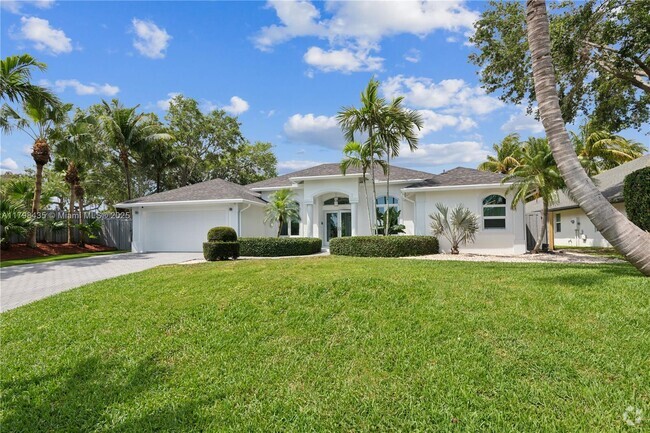 Building Photo - 14019 N Miller Dr Rental