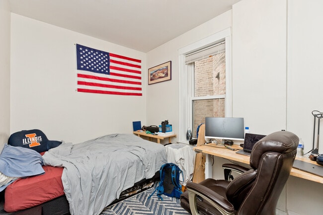 Photo - 3712 N Racine Ave Unit 1F