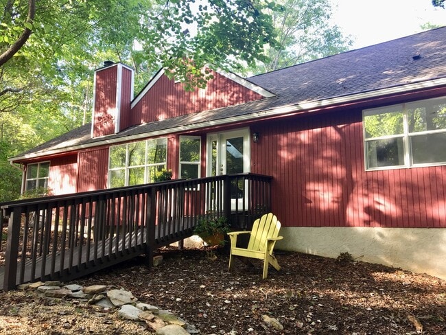 Photo - Black Mountain Rental