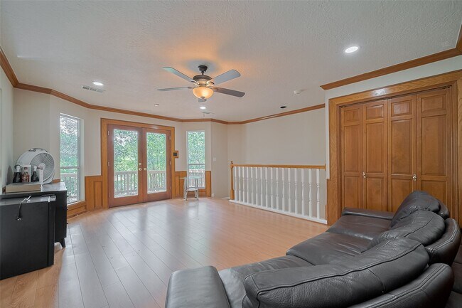 Photo - 1123 Horseshoe Dr