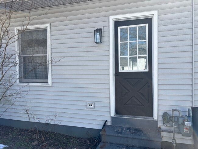 Photo - 1170 Gershal Ave