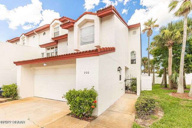 Photo - 200 Florida Shores Blvd