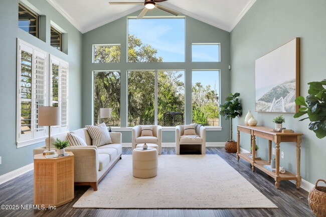 Photo - 476 Blagdon Ct