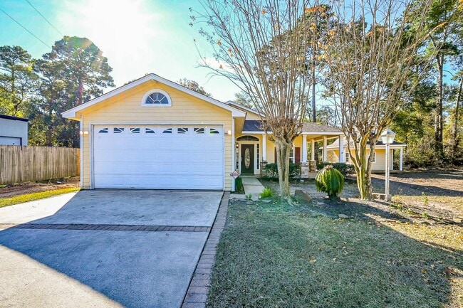 Building Photo - 26824 Victory Ln