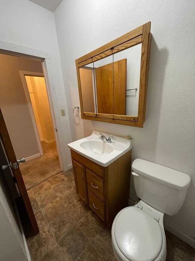 Photo - 458 3rd St NE Unit 1
