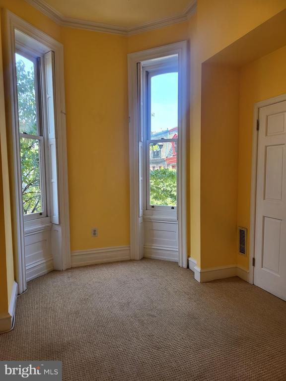 Photo - 2226 Delancey St