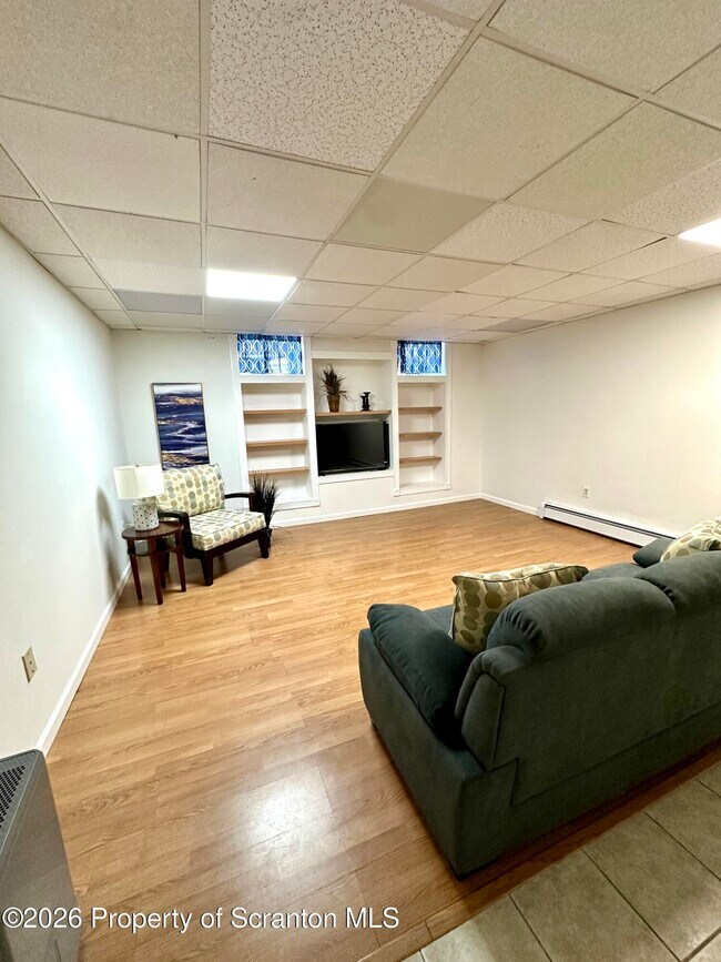 Photo - 436 Ziegler St