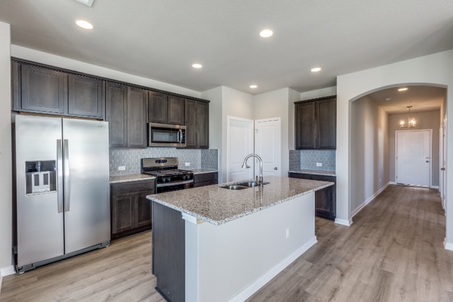 Photo - 5327 Bruno St