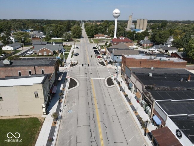 Photo - 101 N Main St