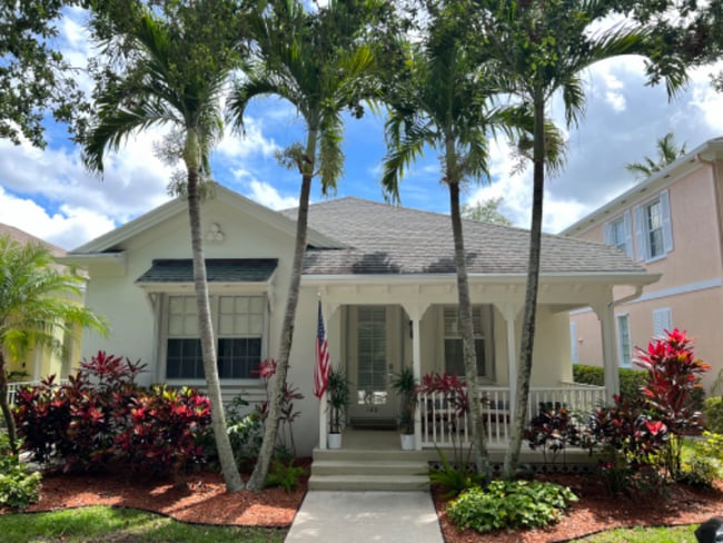 Photo - 148 Newcastle Dr