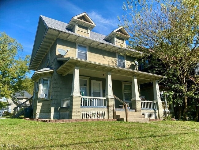 Building Photo - 999 W Exchange St Unit 2