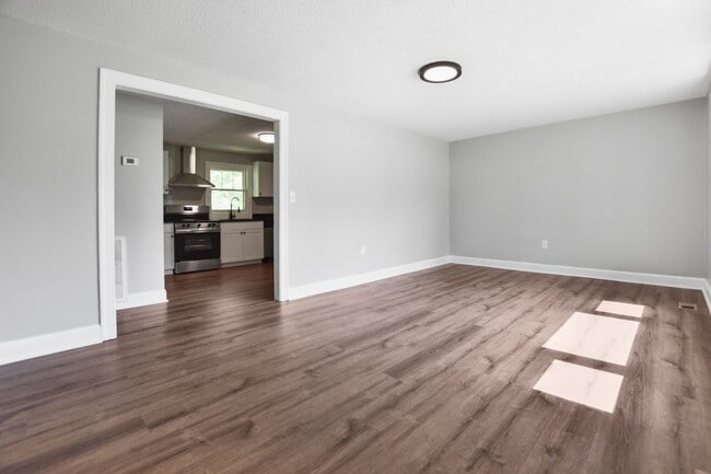 Photo - Pet Friendly Two Bedroom!