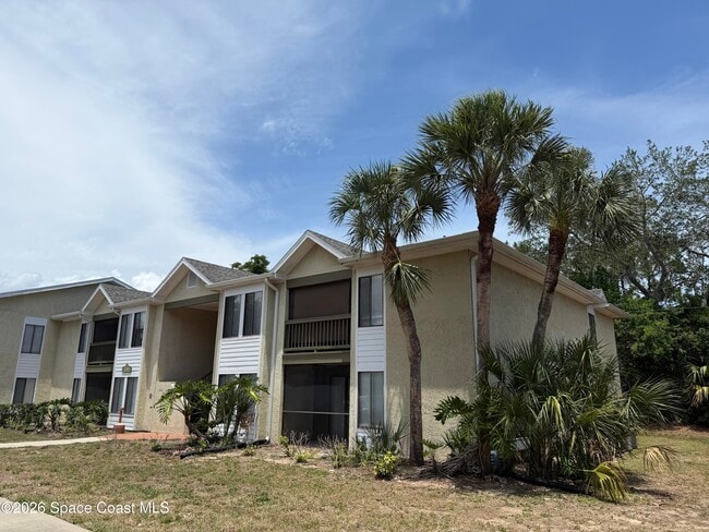 Building Photo - 3555 Sable Palm Ln Unit F