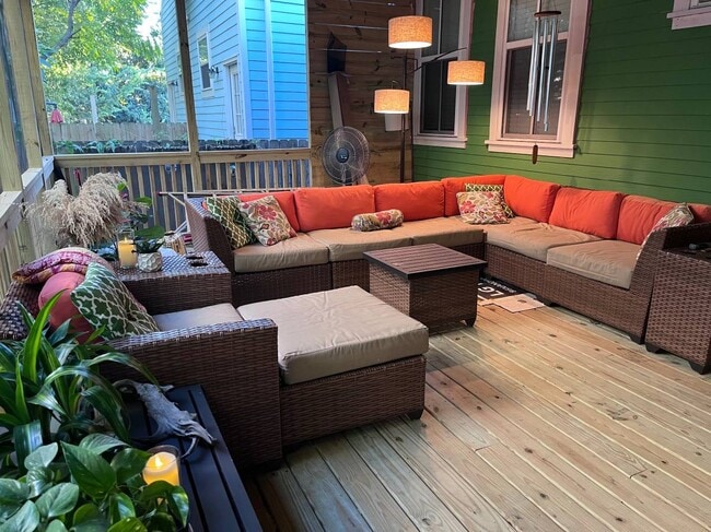 Photo - 620 S Lopez St