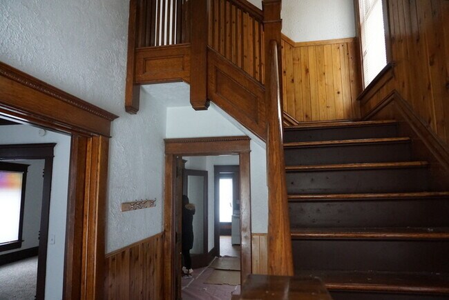 Photo - 5 BEDROOM HOUSE - VINE NEIGHBORHOOD! - AVA...