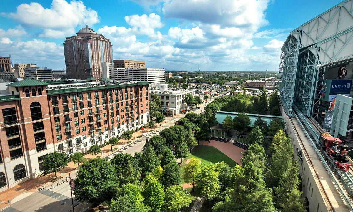 Photo - 500 Crawford St