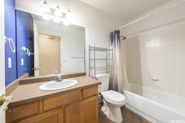 Photo - 8146 Angel St