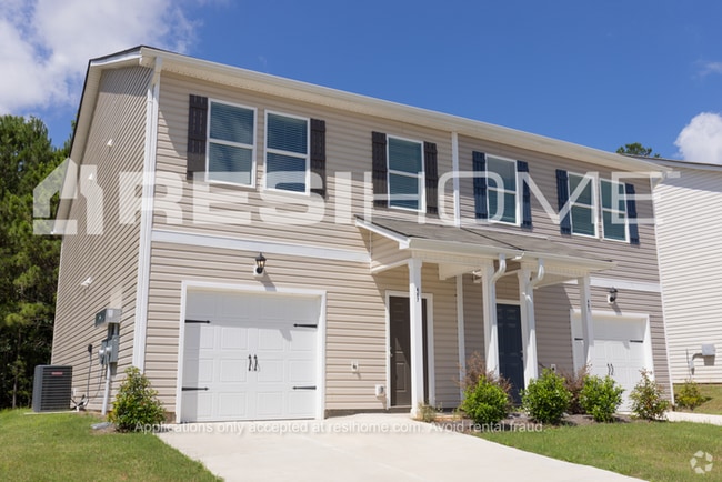Building Photo - 451 Oakwood Dr NW Rental