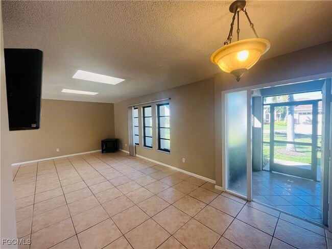 Photo - 3019 SE 5th Pl