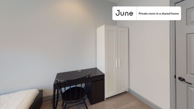 Room in Shared 3 bed/1 bath home in East Village
