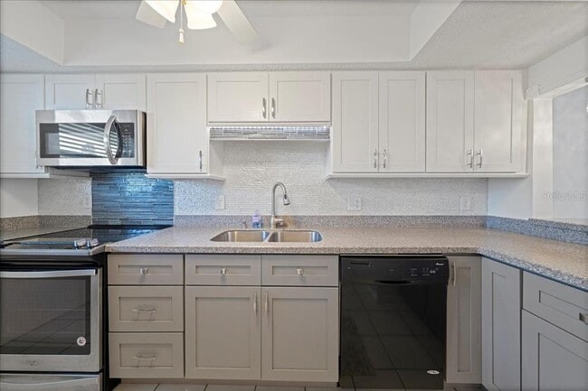 Photo - 1749 S Highland Ave Unidad C9